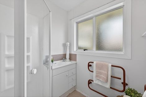 Photo of property in 11 Bevington Street, Avonhead, Christchurch, 8042