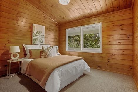 Photo of property in 1/67 Saddleback Rise, Murrays Bay, Auckland, 0630