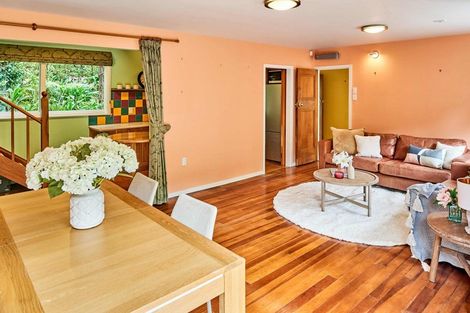 Photo of property in 88 Airlie Road, Plimmerton, Porirua, 5026