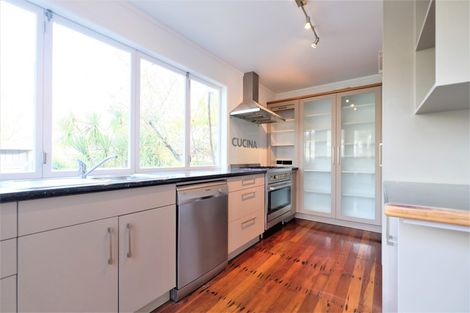 Photo of property in 2 Leslie Avenue, Sandringham, Auckland, 1025