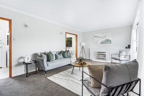 Photo of property in 28 Northolt Road, Fairview Downs, Hamilton, 3214