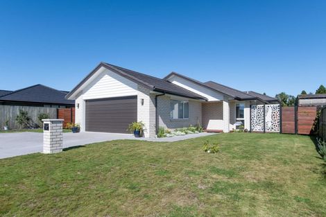 Photo of property in 12 Whatumairangi Way, Owhata, Rotorua, 3010