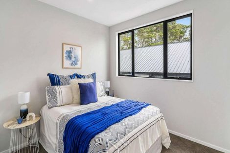 Photo of property in 36 Tokai Place, Glen Eden, Auckland, 0602