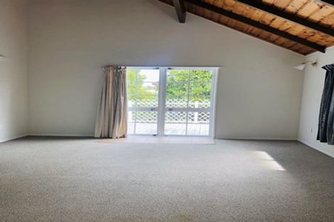 Photo of property in 2/26 Richards Avenue, Forrest Hill, Auckland, 0620