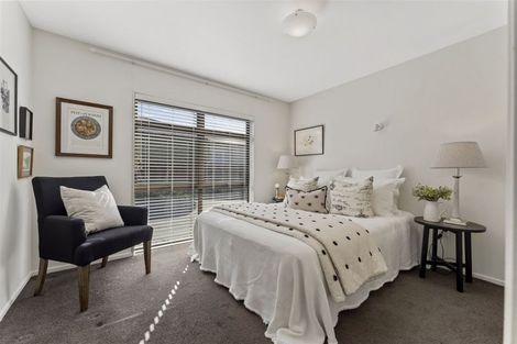 Photo of property in 54a Searells Road, Strowan, Christchurch, 8052