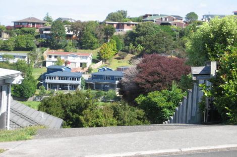 Photo of property in 21 Caversham Drive, Torbay, Auckland, 0630