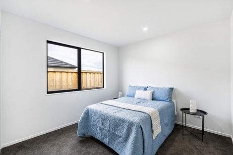 Photo of property in 35 Stackwood Avenue, Woodend, 7691