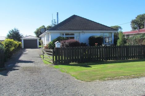 Photo of property in 42 Mary Street, Winton, 9720