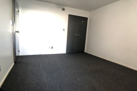 Photo of property in 5/2 Atarangi Road, Greenlane, Auckland, 1051