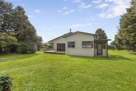 Photo of property in 300 Awai Road, Tarurutangi, New Plymouth, 4372