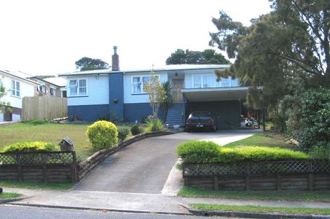 Photo of property in 30 Sheridan Drive, New Lynn, Auckland, 0600