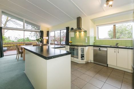 Photo of property in 27 James Cook Street, Havelock North, 4130