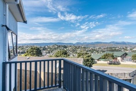 Photo of property in 2 Kaikoura Street, Maupuia, Wellington, 6022