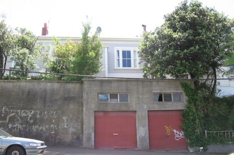 Photo of property in 32 Macdonald Crescent, Te Aro, Wellington, 6011