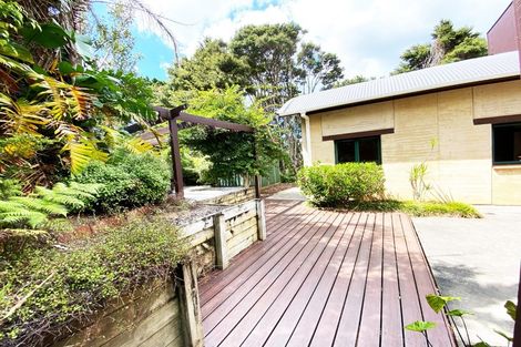 Photo of property in 12 Kukupa Road, Sunnyvale, Auckland, 0612
