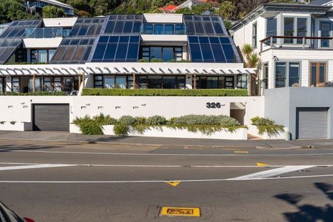 Photo of property in 2/326 Oriental Parade, Oriental Bay, Wellington, 6011