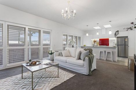 Photo of property in 48 Caledonian Road, St Albans, Christchurch, 8014