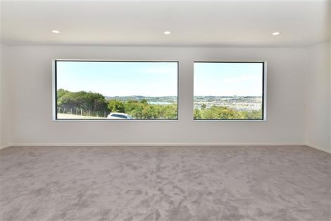 Photo of property in 239 West Hoe Heights, Orewa, 0931