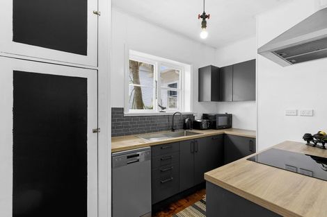 Photo of property in 17 Kingston Street, Boulcott, Lower Hutt, 5011