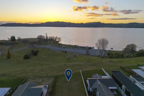 Photo of property in 30 Kuiwai Drive, Rainbow Point, Taupo, 3330