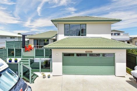 Photo of property in 7 Crispe Road, Clarks Beach, 2122