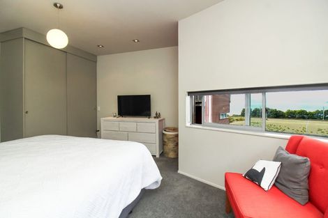 Photo of property in 12/2 Onslow Road, Khandallah, Wellington, 6035