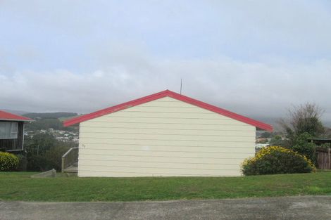 Photo of property in 77 Conclusion Street, Ascot Park, Porirua, 5024