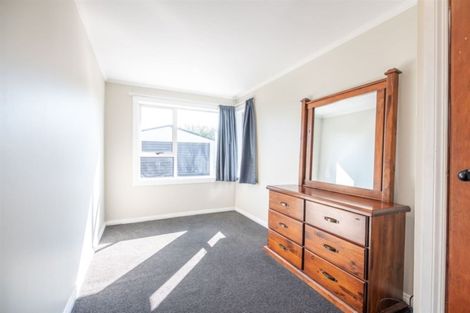 Photo of property in 30 Dickson Crescent, Hornby, Christchurch, 8042