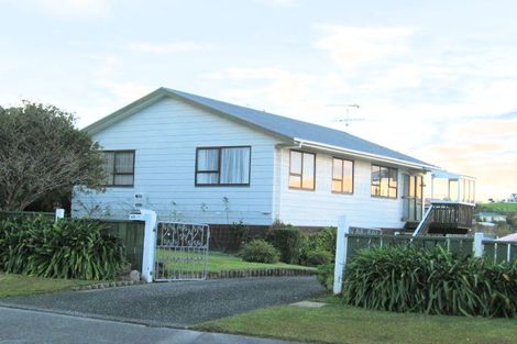 Photo of property in 44 Fidelis Avenue, Snells Beach, 0920
