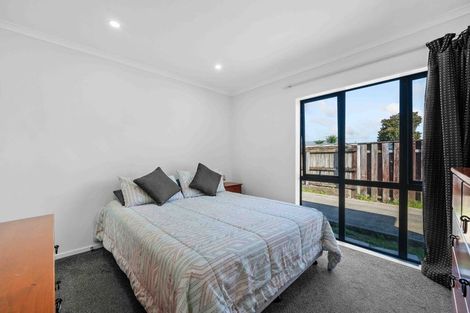 Photo of property in 8a Martin Road, Manurewa, Auckland, 2102