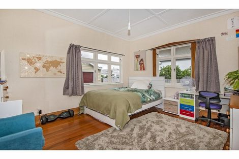 Photo of property in 8 Shortland Street, Regent, Whangarei, 0112