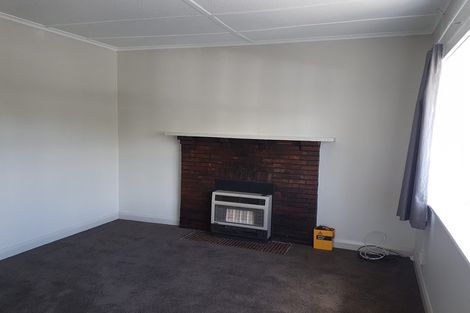 Photo of property in 15 Seddon Street, Wallaceville, Upper Hutt, 5018