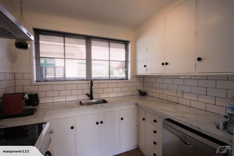 Photo of property in 92 Trafalgar Street, Waterloo, Lower Hutt, 5011