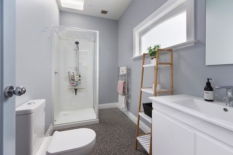 Photo of property in 7 Moana Road, Kelburn, Wellington, 6012