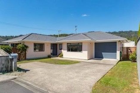 Photo of property in 132b Stokes Valley Road, Stokes Valley, Lower Hutt, 5019