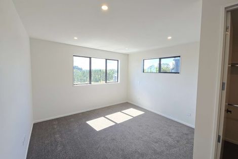 Photo of property in 14 Grand Ridge Avenue, Flat Bush, Auckland, 2019