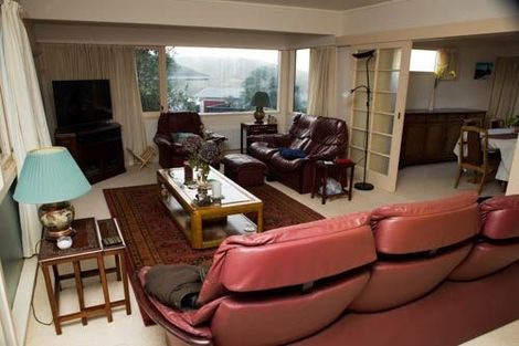 Photo of property in 6 Doon Grove, Papakowhai, Porirua, 5024