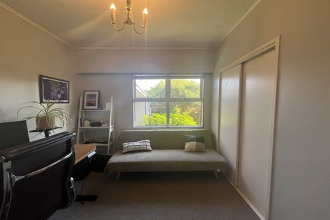 Photo of property in 32 Saint Hill Lane, Havelock North, 4130