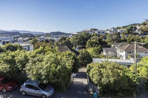 Photo of property in 2/11 Anderson Terrace, Mount Cook, Wellington, 6021