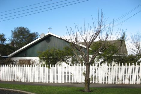 Photo of property in 3/22 Holly Road, St Albans, Christchurch, 8014