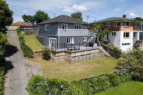 Photo of property in 199 Cambridge Road, Hillcrest, Hamilton, 3216