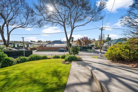 Photo of property in 198 Centaurus Road, Saint Martins, Christchurch, 8022