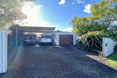 Photo of property in 132 Kingswood Road, Brookfield, Tauranga, 3110
