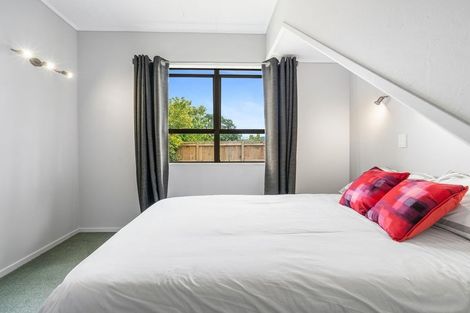 Photo of property in 12 Third Avenue, Avenues, Whangarei, 0110