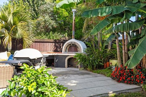 Photo of property in 175 Cameron Road, Te Puke, 3119