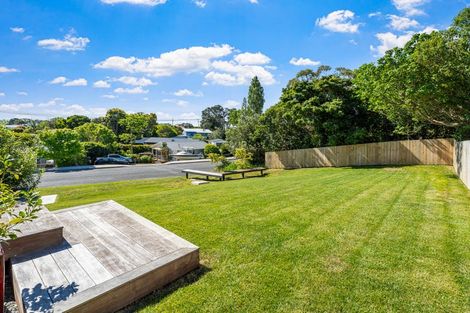 Photo of property in 12a Walbrook Road, Manly, Whangaparaoa, 0930