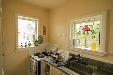 Photo of property in Carillion/the Knoll, 33 Thompson Street, Mount Cook, Wellington, 6011