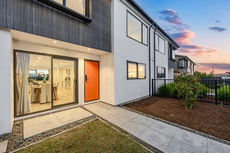 Photo of property in 2 James Mcleod Way, Silverdale, 0932