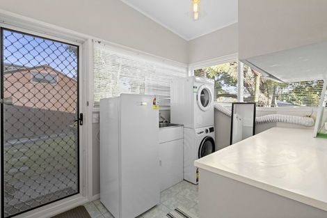 Photo of property in 2 Bushlands Place, Opaheke, Papakura, 2113