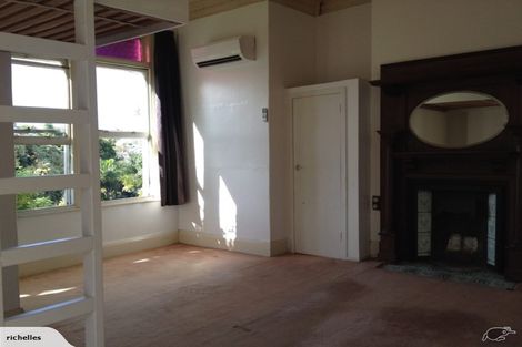 Photo of property in 18 Shoal Bay Road, Devonport, Auckland, 0624